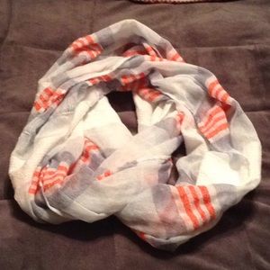 Infinity scarf